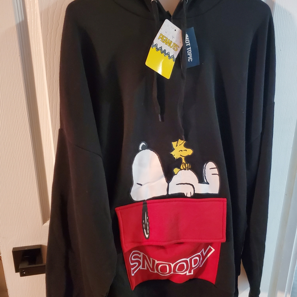 Peanuts Black and Red Baggy Snoopy Sweater